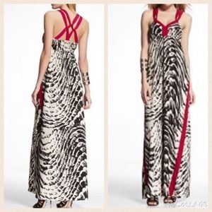 🆕 *EXPRESS* Lattice back maxi dress **NWOT**